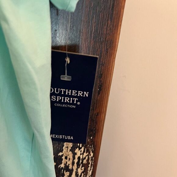 NWT Unisex Southern Spirit Seafoam Miami T-shirt. Size 2XL. - Picture 2 of 7